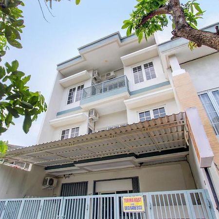 Oyo 92479 Pasadena House Hotel Krapyak ภายนอก รูปภาพ