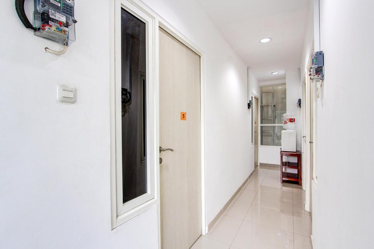Oyo 92479 Pasadena House Hotel Krapyak ภายนอก รูปภาพ